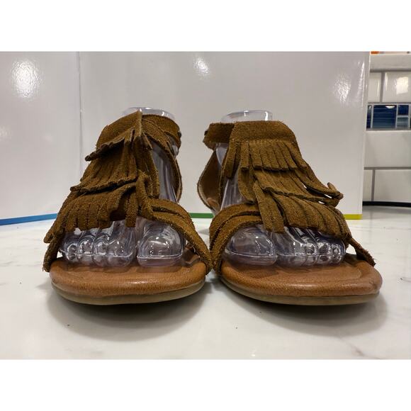 Minnetonka Fringe Brown Leather Sandals Size 7 Excellent Condition - Picture 2 of 9